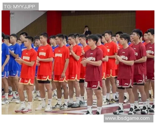 南京篮球队荣登篮球团队协作排行榜第一名展现卓越团队精神与实力