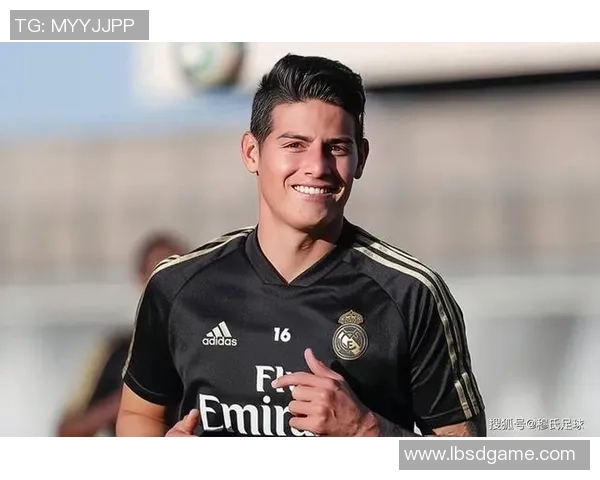 足球明星j罗的精彩瞬间与风采展示尽在这组精选图片中 足球明星j罗的精彩瞬间与风采展示尽在这组精选图片中